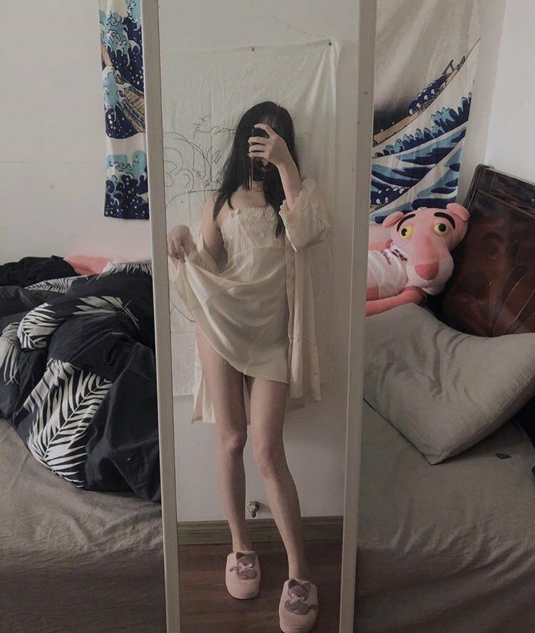 惩罚 自己夹住毛笔