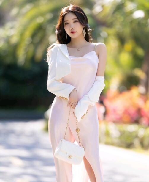 给大家科普一下果冻传媒天美传媒精东影业一区