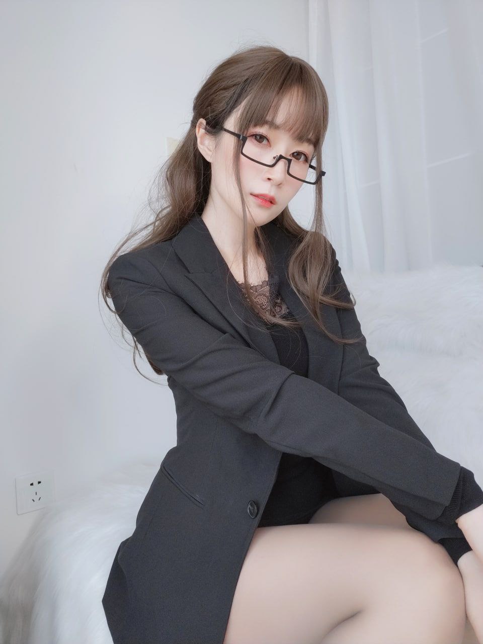 丰满的少妇中文HD高清
