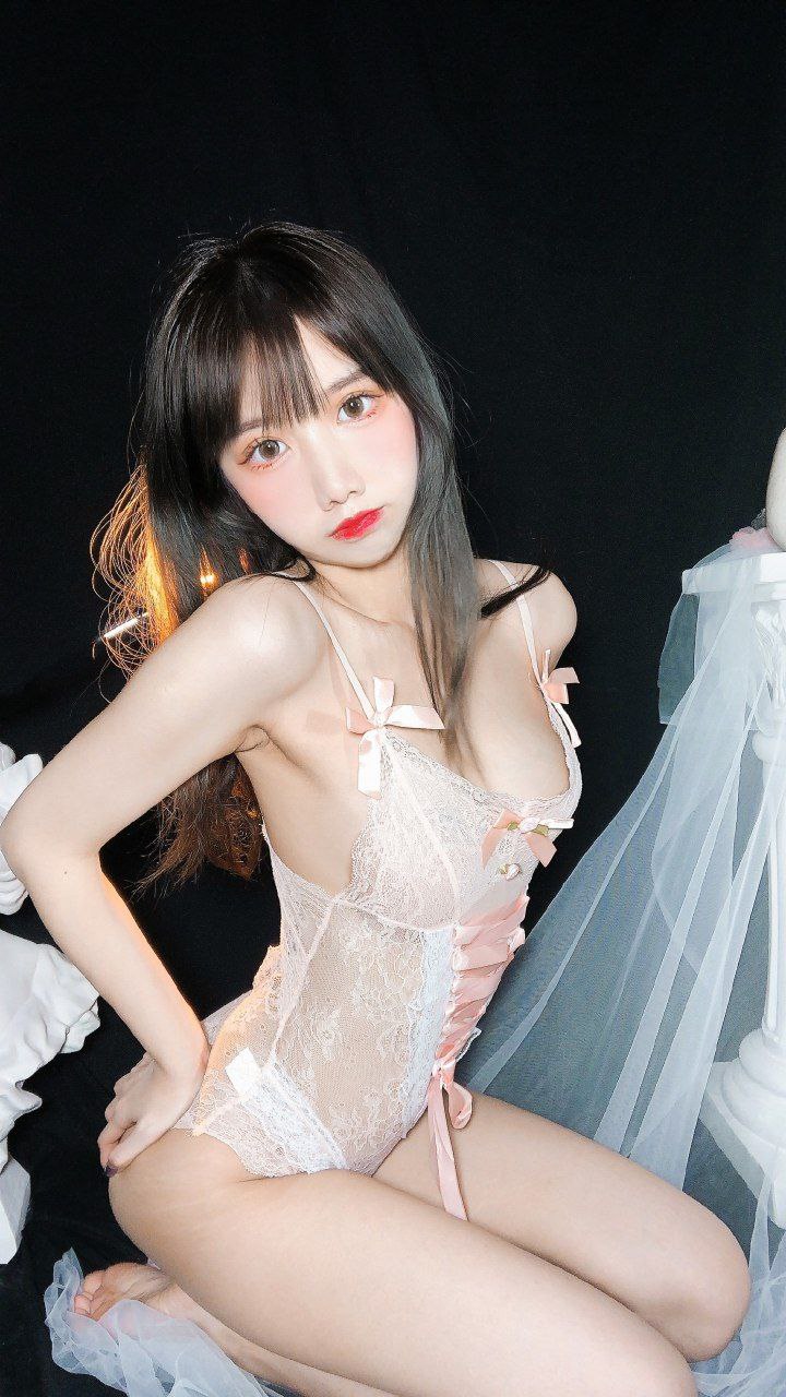 美女的奶头
