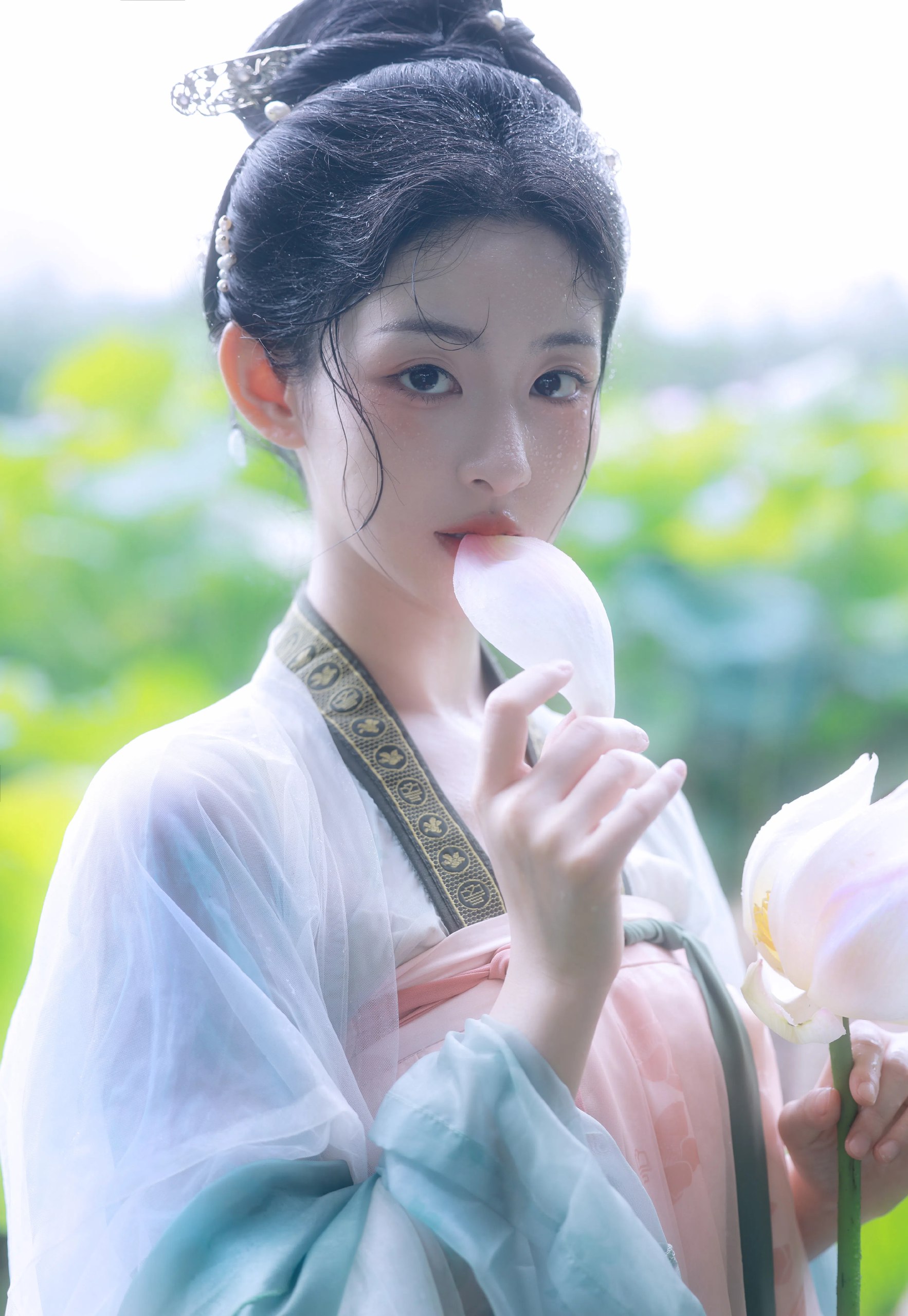 草莓视频APP下载安装无限看