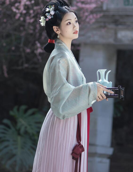 婴儿鹅口疮最早期图片