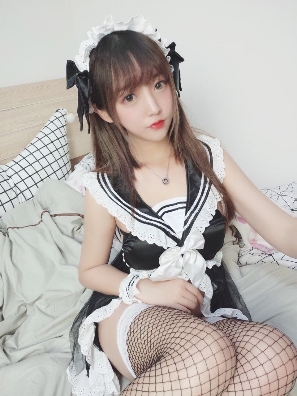 AV无码中出一区二区三区