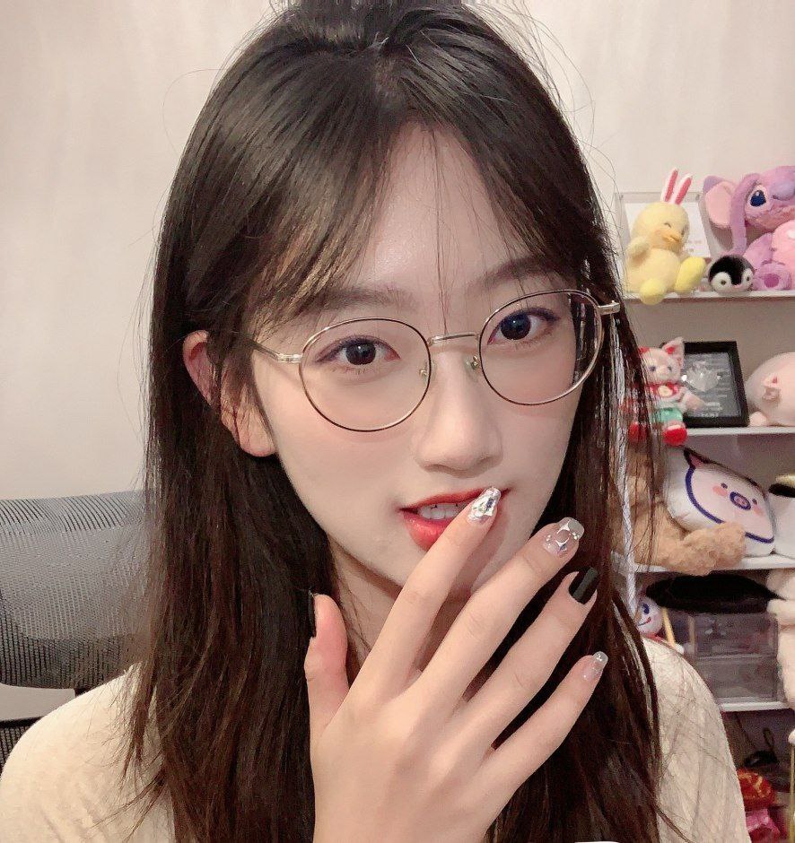 美女销魂