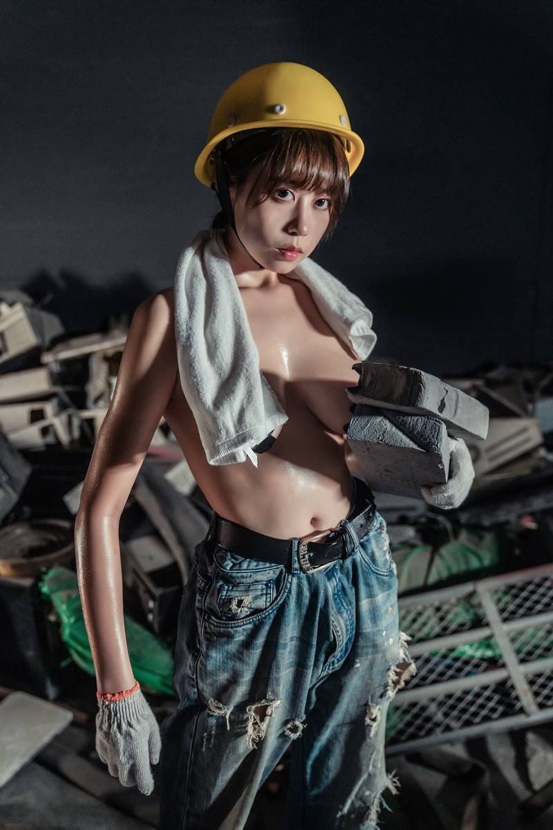 草莓芭乐丝瓜绿巨人榴莲18污iOS版下载