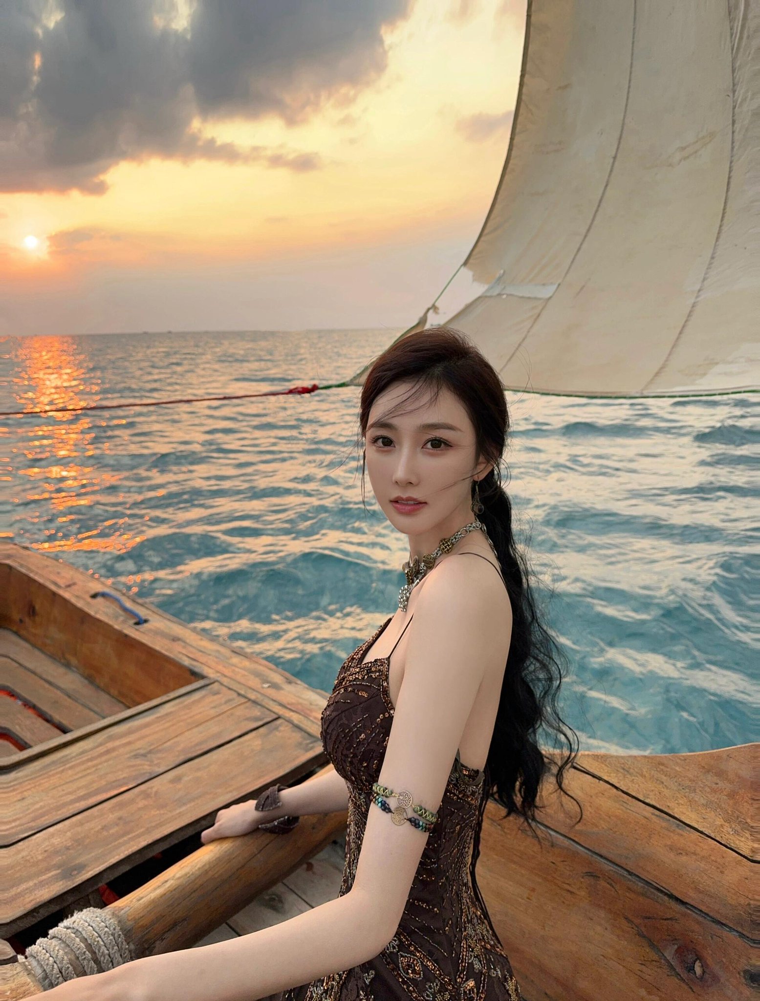 丝瓜榴莲秋葵向日葵芭乐草莓绿巨人最新章节