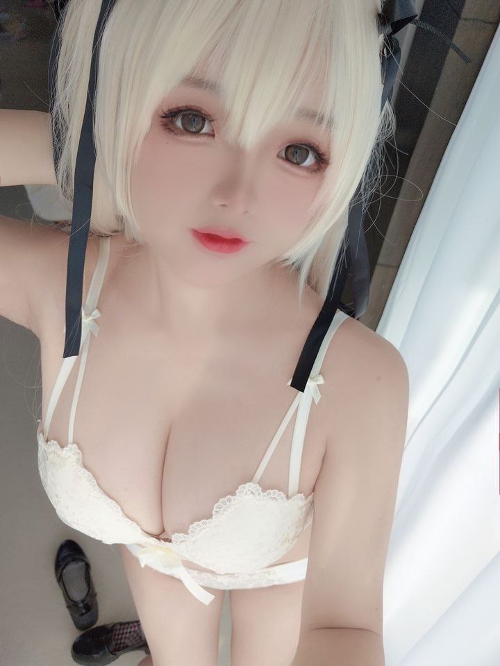 和尚魂三㚫片二㚫