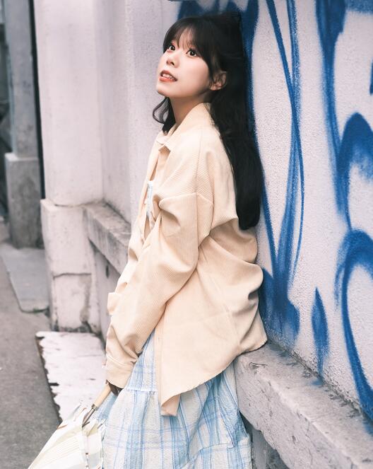 人妻