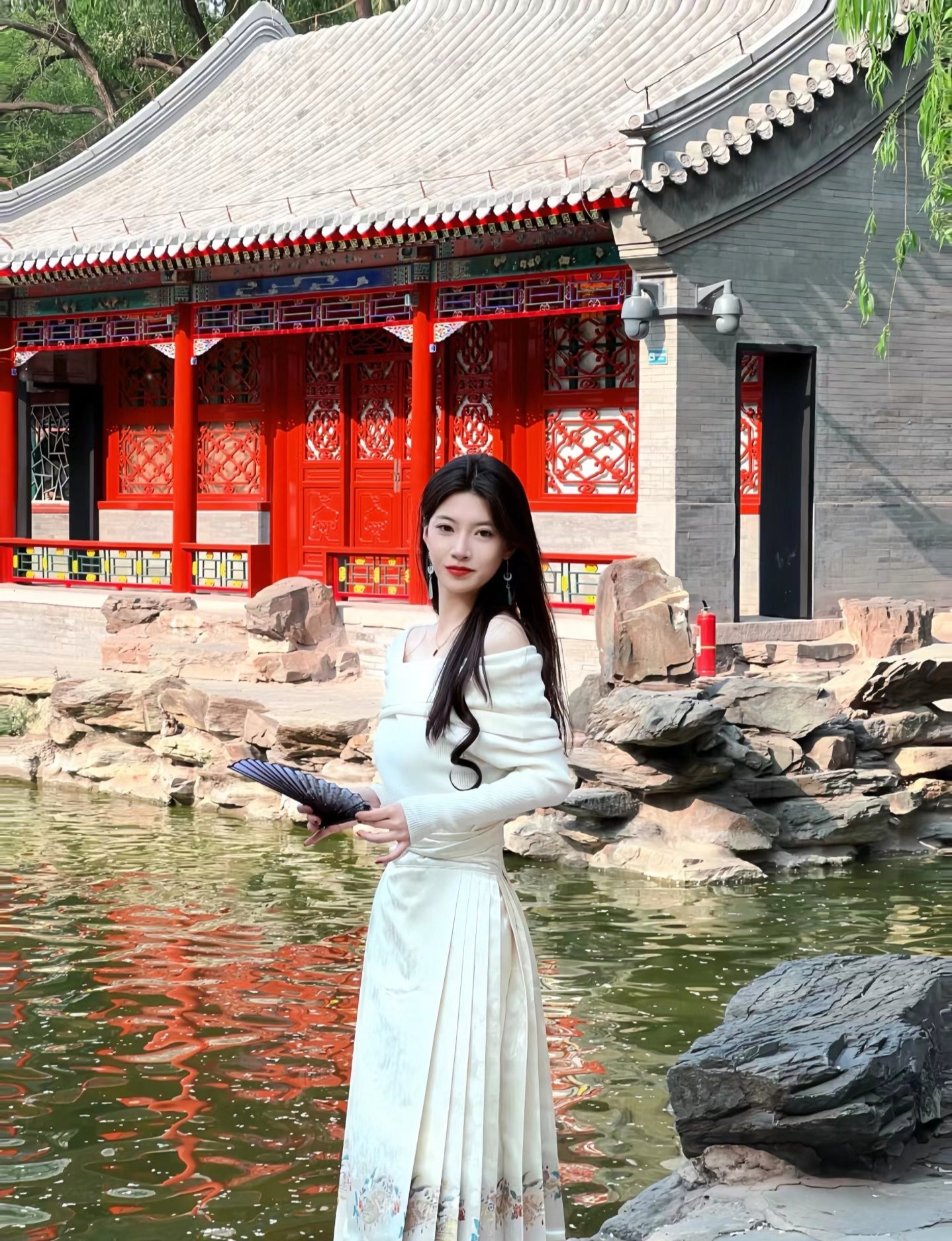 草莓芭乐樱桃丝瓜绿巨人苹果版下载
