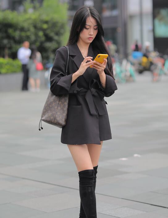 哪一款免费看真人秀的直播app更好用?