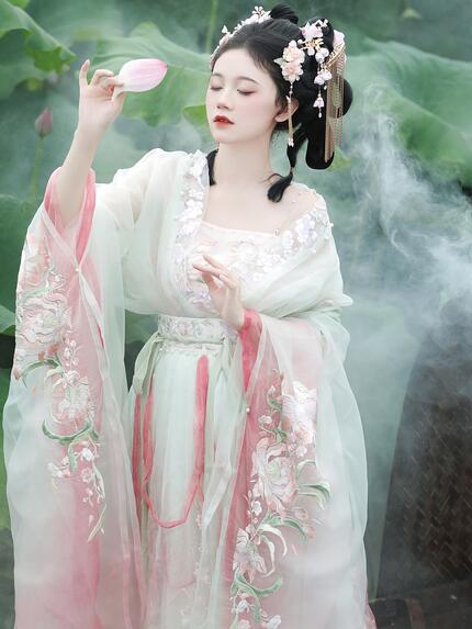 易烊千玺高考成绩
