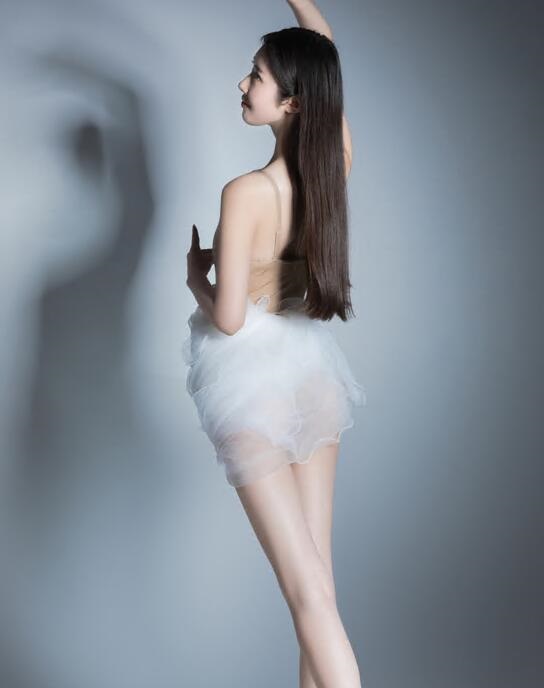 亚洲精品国产极品美女