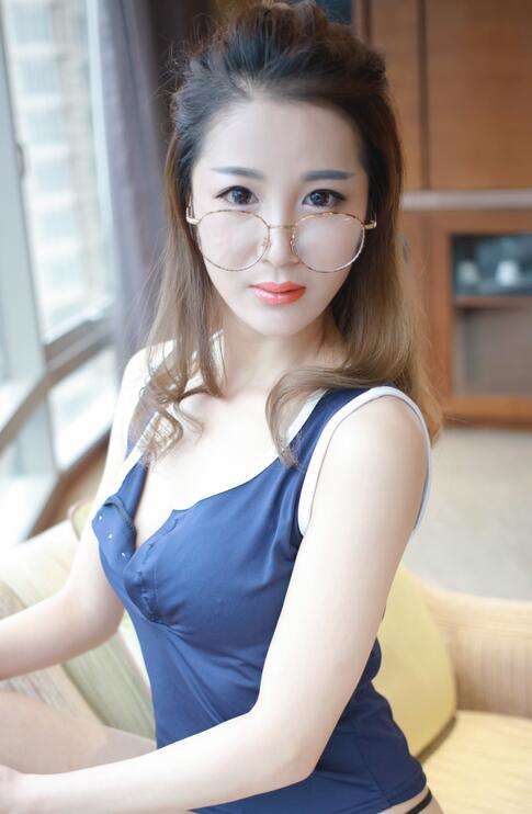 家居摄像头黑客解密小俩口中午