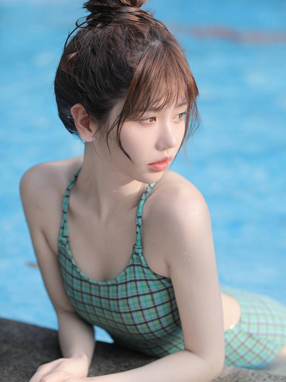 堵住滚烫的白色的浑浊