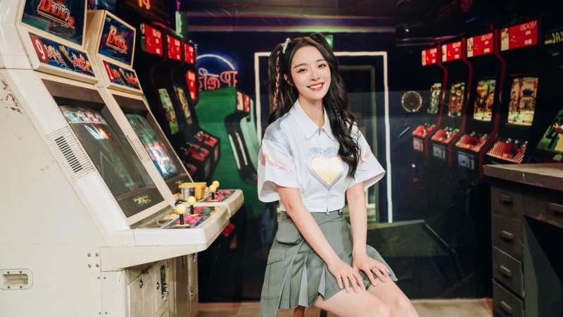 女女蕾丝互摸吃奶互慰视频