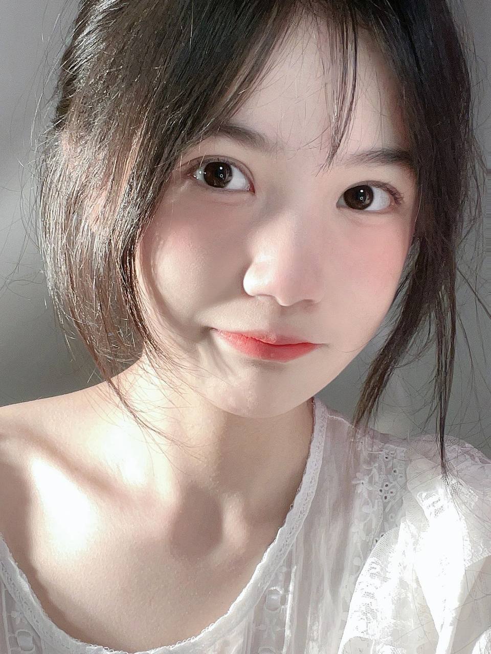 AV无码中出一区二区三区