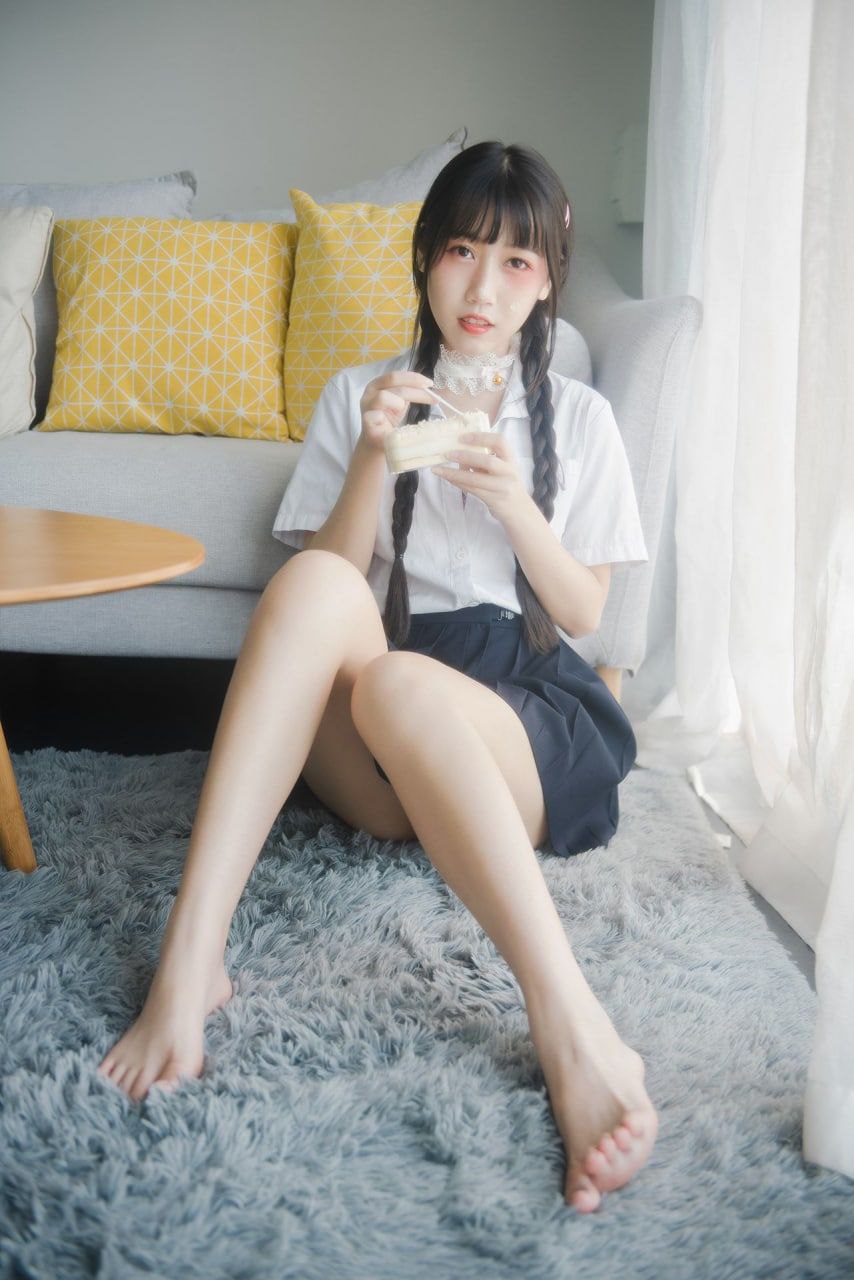 免费的强㢨女人物电视