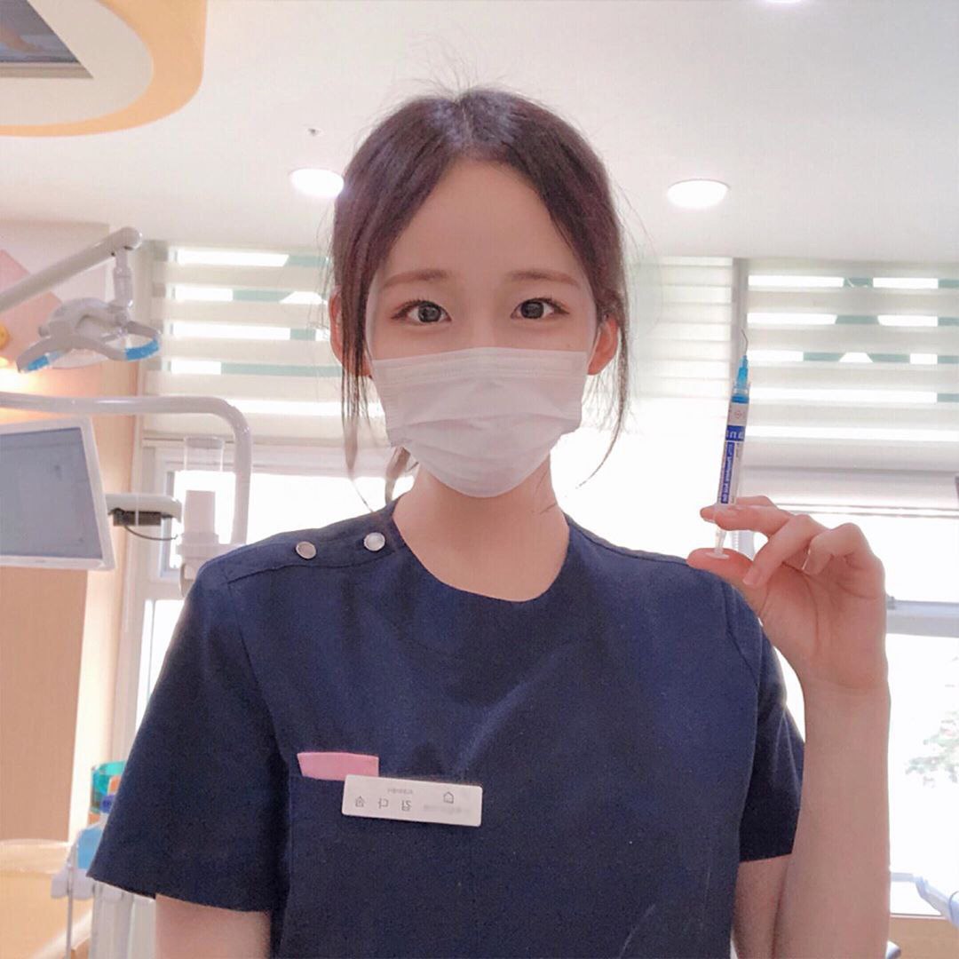 鑹茬患鍚堣壊鐙犵嫚澶╁ぉ缁煎悎鑹�