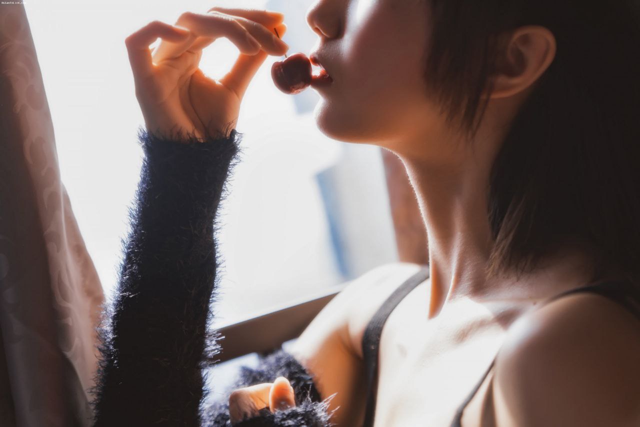 女人把腿劈开让男人桶