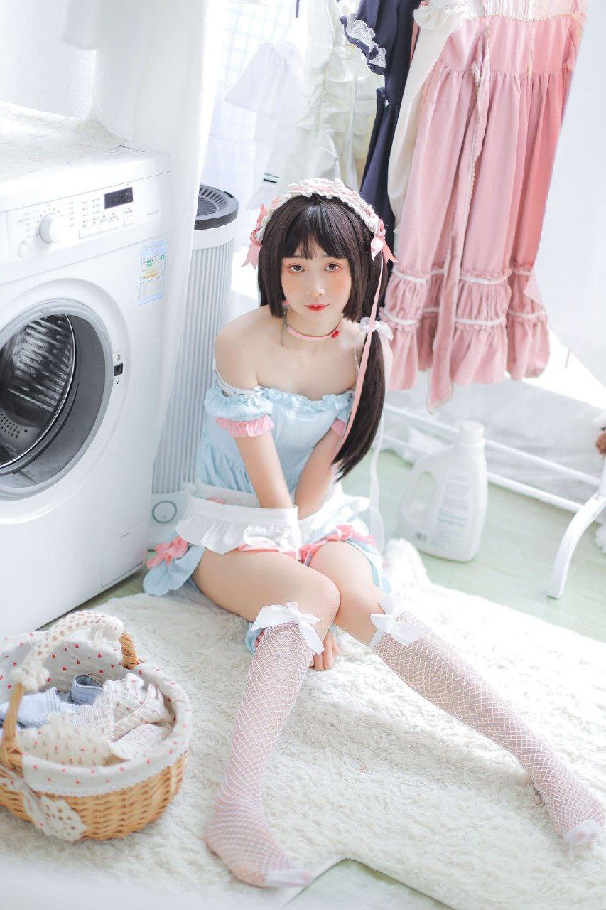 蕾丝穿越np文