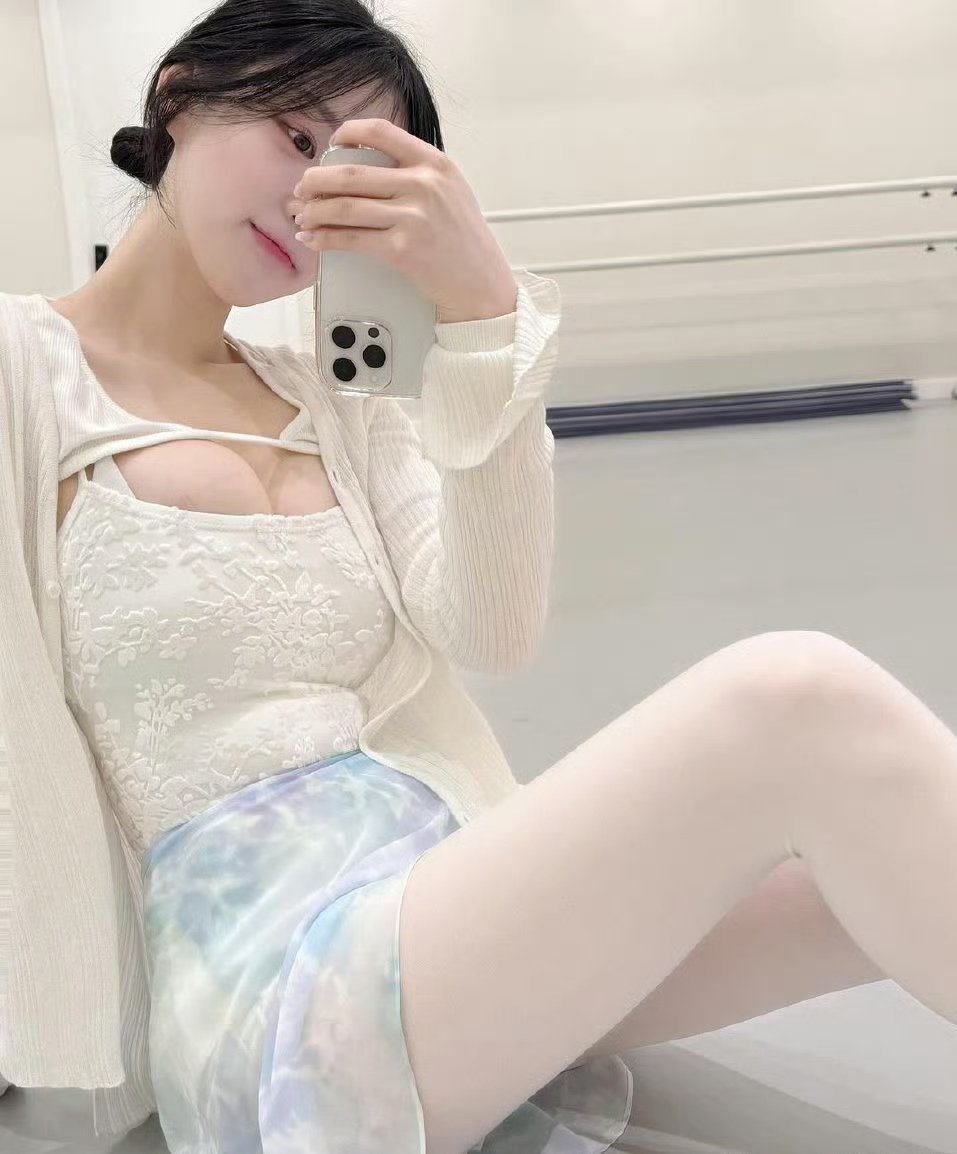 丝瓜草莓向日葵芭比幸福宝污ios最新版