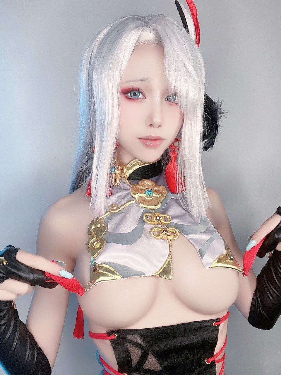 少妇富婆按摩偷人a片