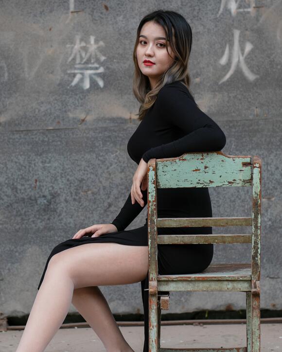 熟妇与小伙子matur老熟妇e