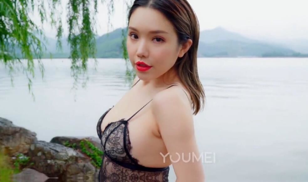 从后面疯狂输出动态图