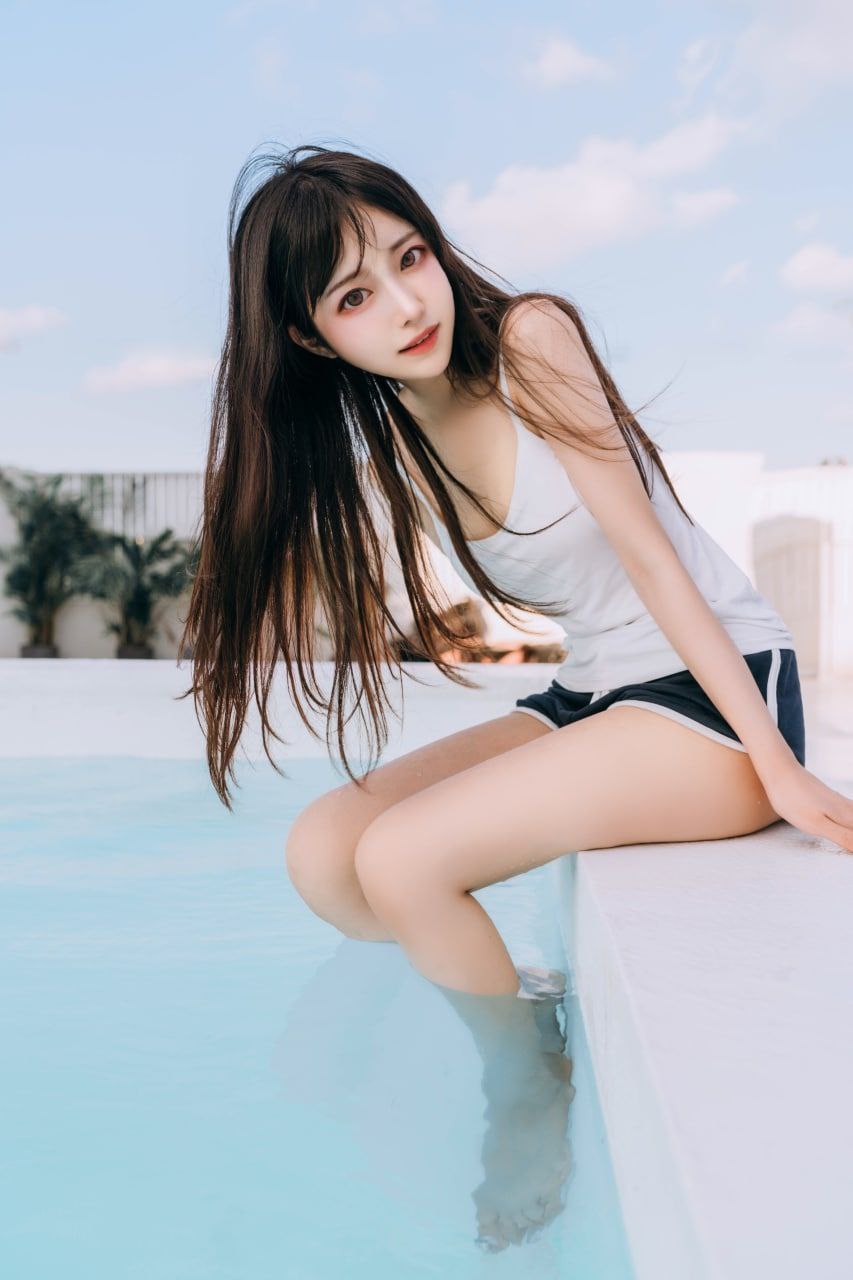 美女露%1