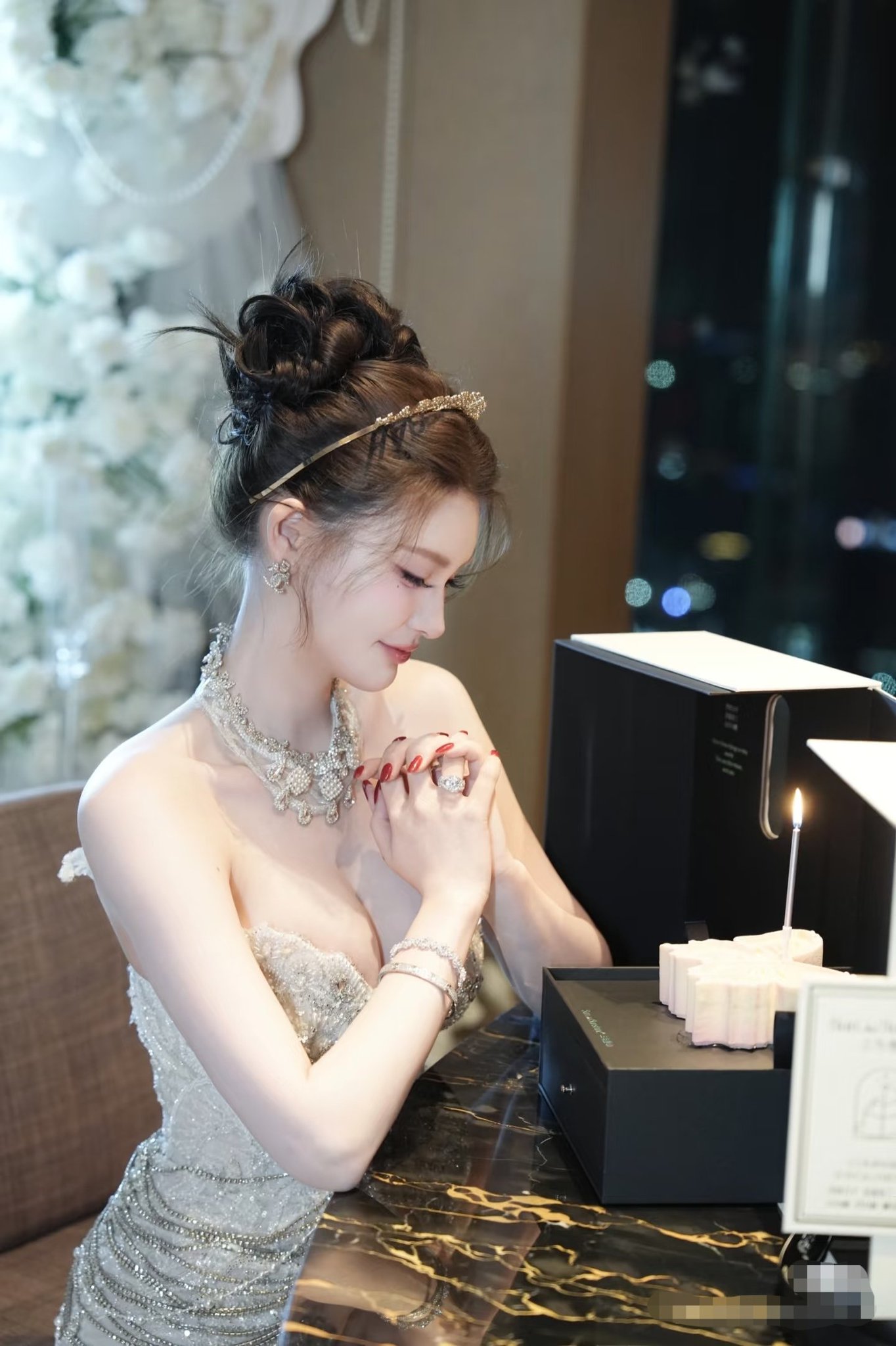 免费啪视频在线观看视频