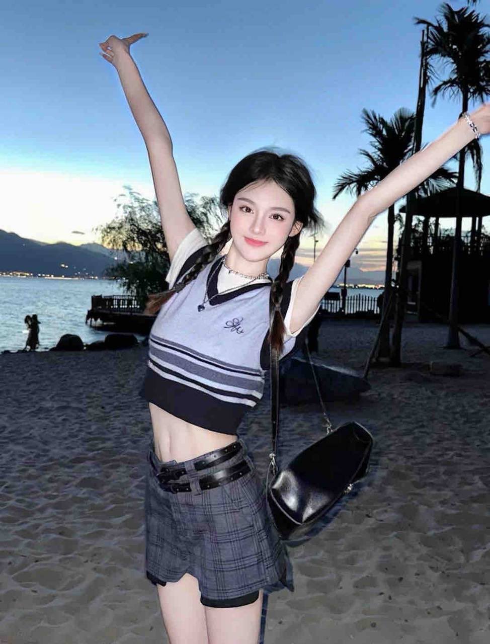 女友的姐姐诱惑我中文字幕