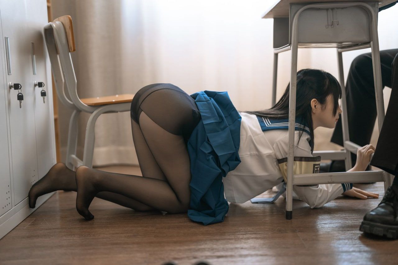 草莓榴莲向日葵秋葵香蕉绿巨人下载