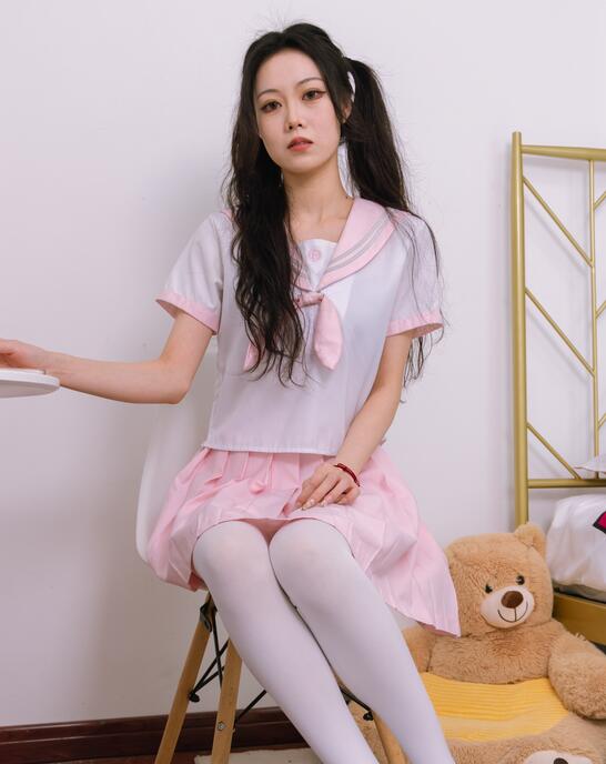 香蕉榴莲秋葵绿巨人下载