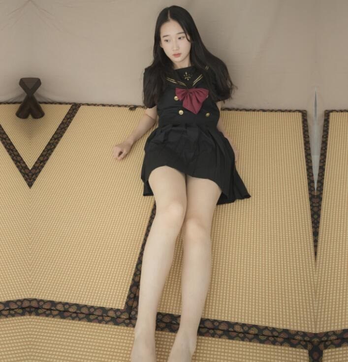 偷拍久久国产2018乳房