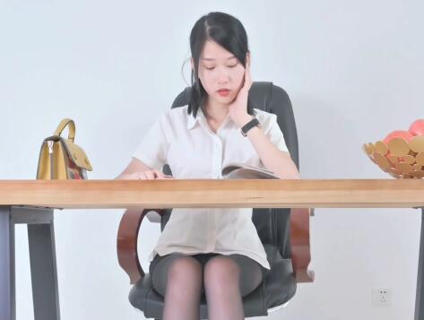 草莓芭乐丝瓜绿巨人榴莲污版解锁版下载