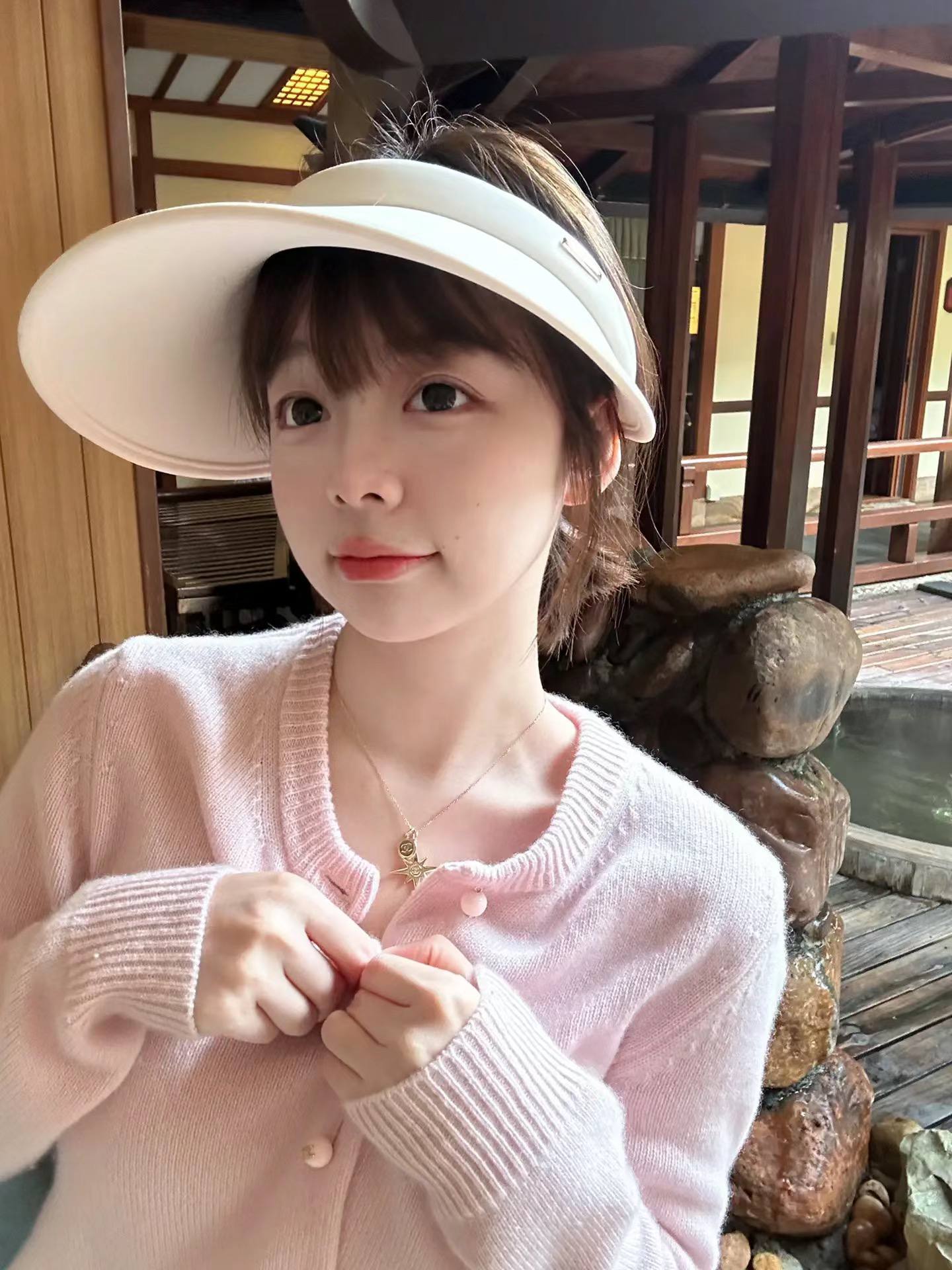 年轻的小婊孑2
