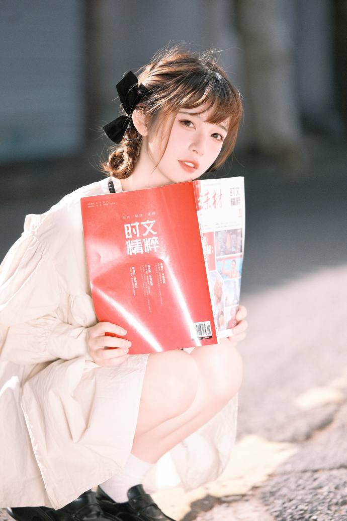 鑽夎帗棣欒晧涓濈摐鍚戞棩钁佃棰�