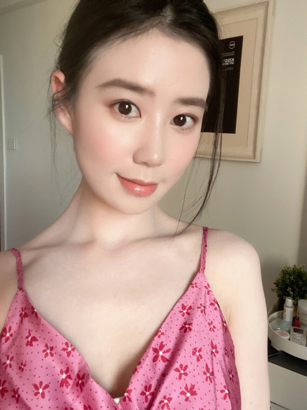 一个在上一个在下㖭