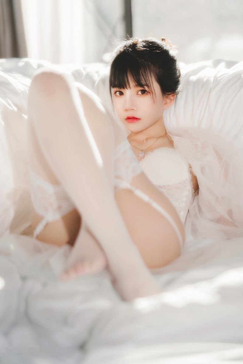 偷偷的操
