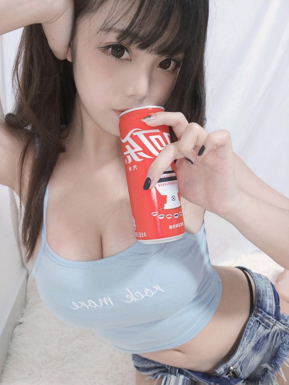 榴莲香蕉向日葵枝草莓秋葵绿巨人app下载客户端
