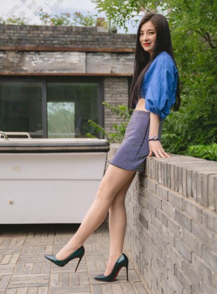 99鍥戒骇绮惧搧鍗堝瑙嗛