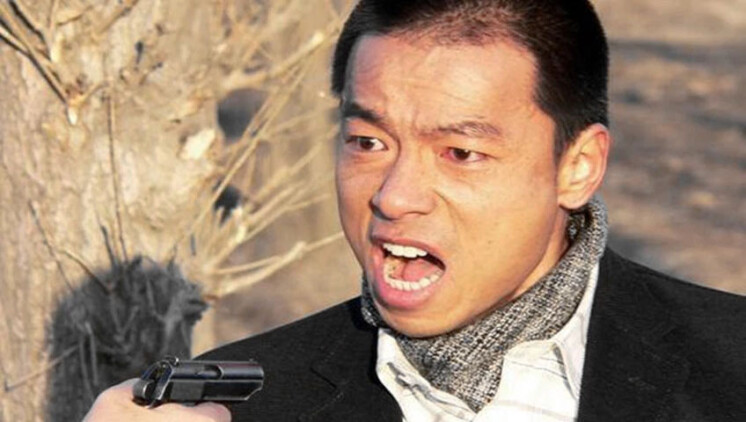 《我能异世界穿梭》最新选集