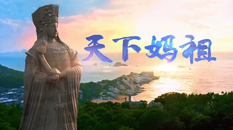 跟老板相亲后每天都在社死——办公室尴尬频发
