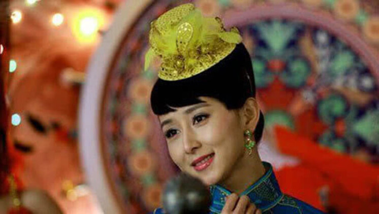 邻家魔女在伊