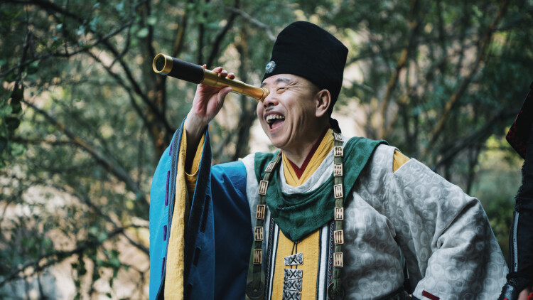 爱在深渊里