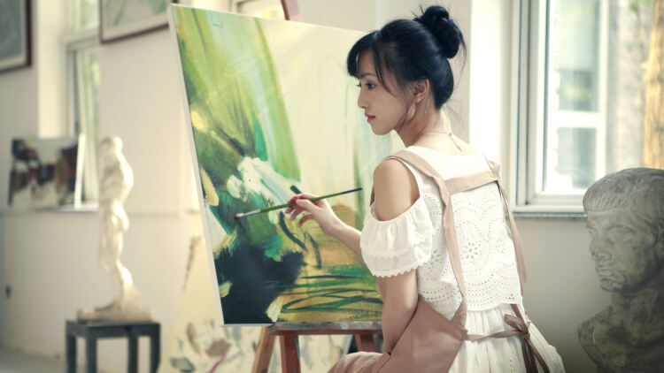 咸了七年甜了余生：青涩时光里的默契相伴