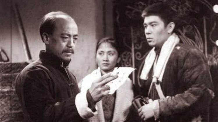 剧场版屁屁侦探SHIRIARTY