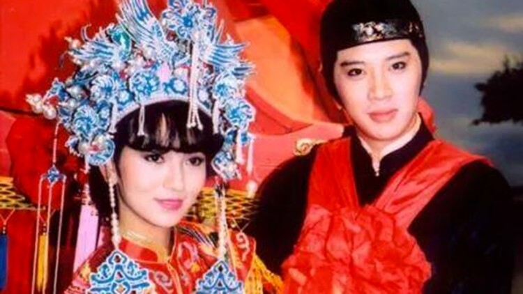 我是元婴期四个姐姐瞧不起我